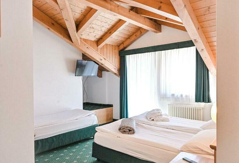 스탠다드 트리플 룸, Alp Hotel Dolomiti