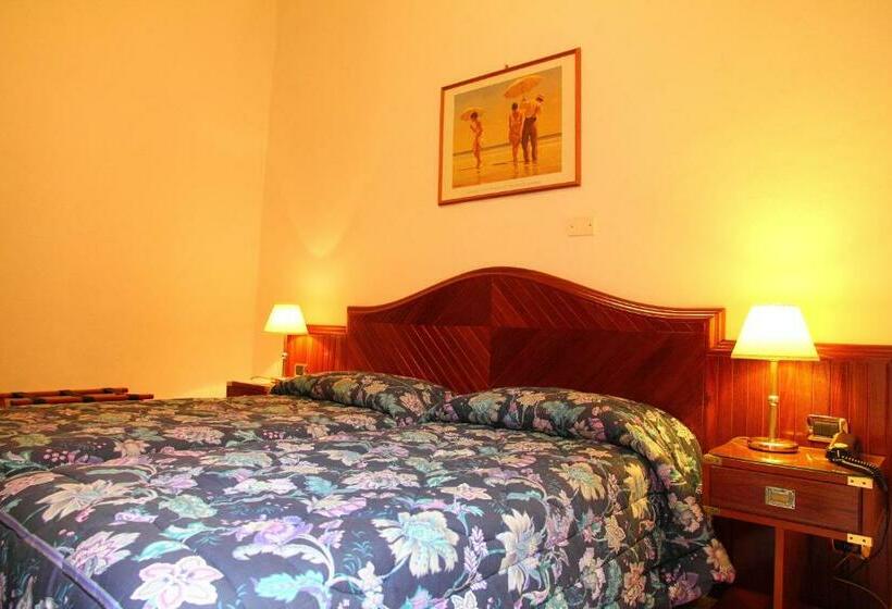 标准间, Albergo Italia