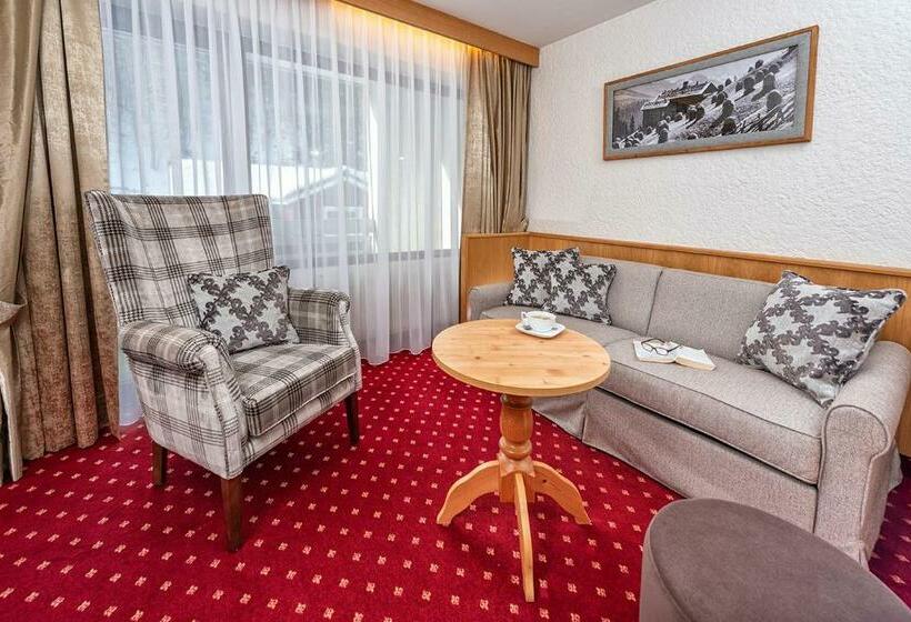 Студия Стандарт, Tyrol