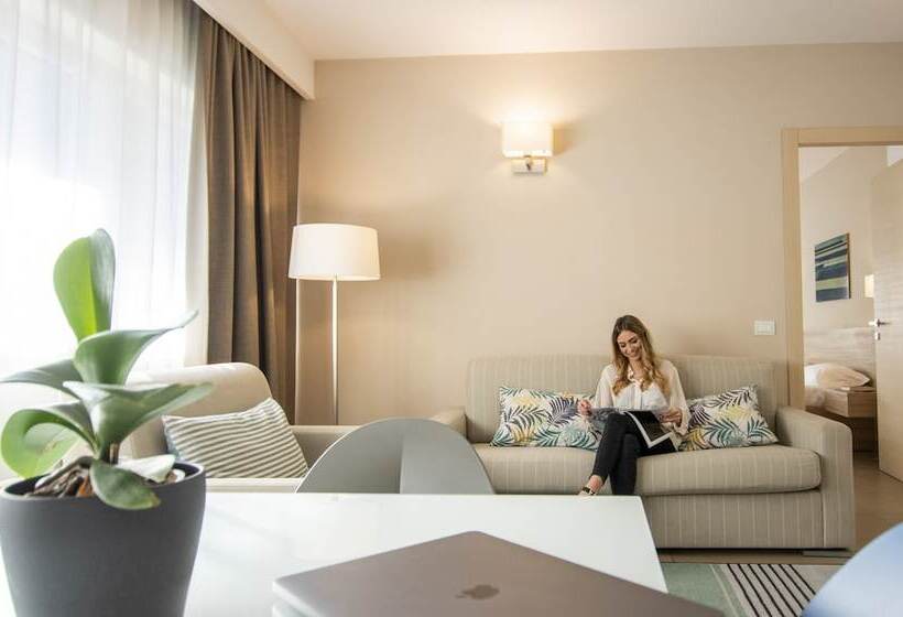 スイート, Dimorae Rooms And Suites   Apartments