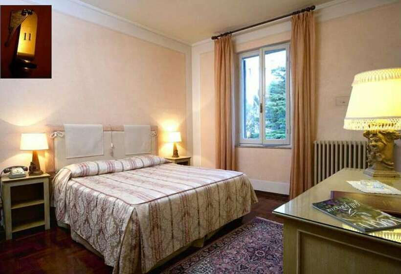 Номер Стандарт, Palazzo Dragoni Residenza D Epoca