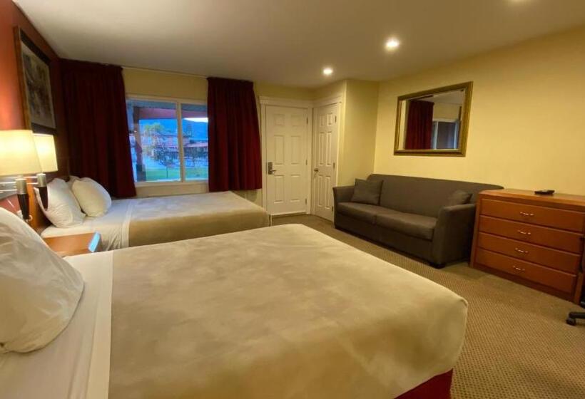 Family Suite, Sahara Courtyard Inn Osoyoos
