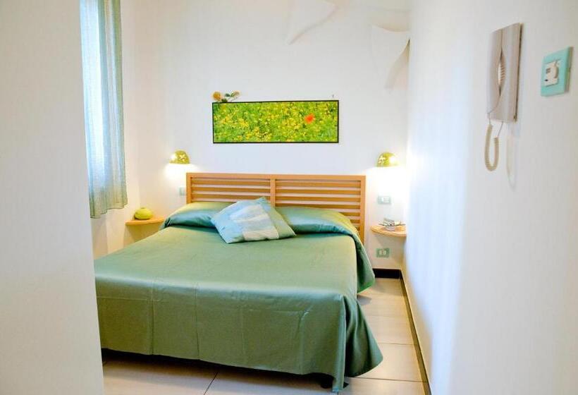 Номер Стандарт, B&b Galatea