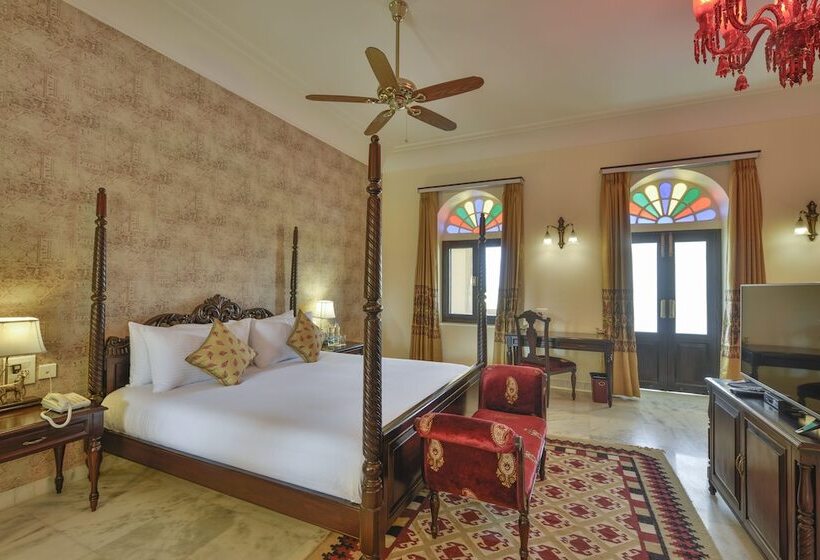 Люкс, Jaisalkot