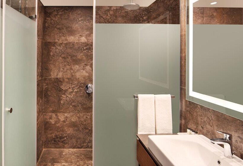 Номер Клуб, Sheraton Grand Istanbul Atasehir