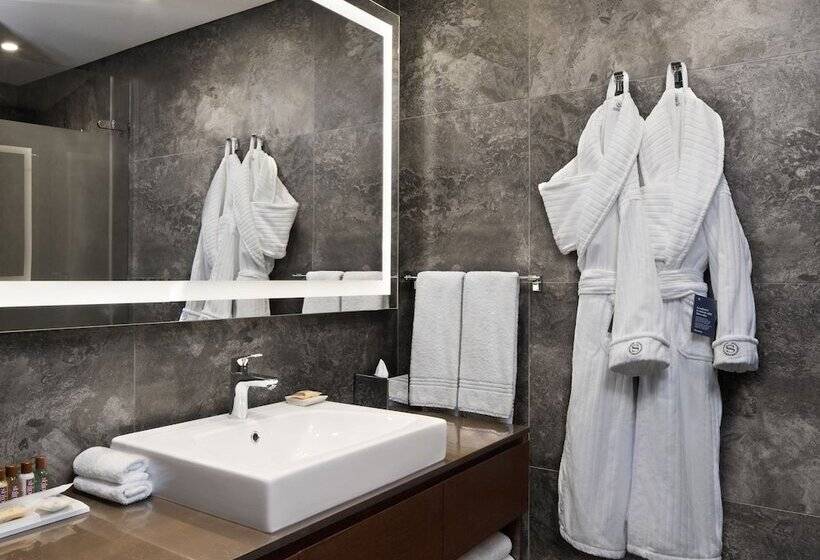 Номер Клуб, Sheraton Grand Istanbul Atasehir