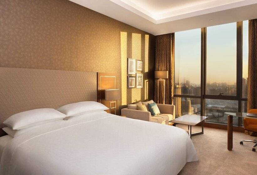 Номер Клуб с Террасой, Sheraton Grand Istanbul Atasehir