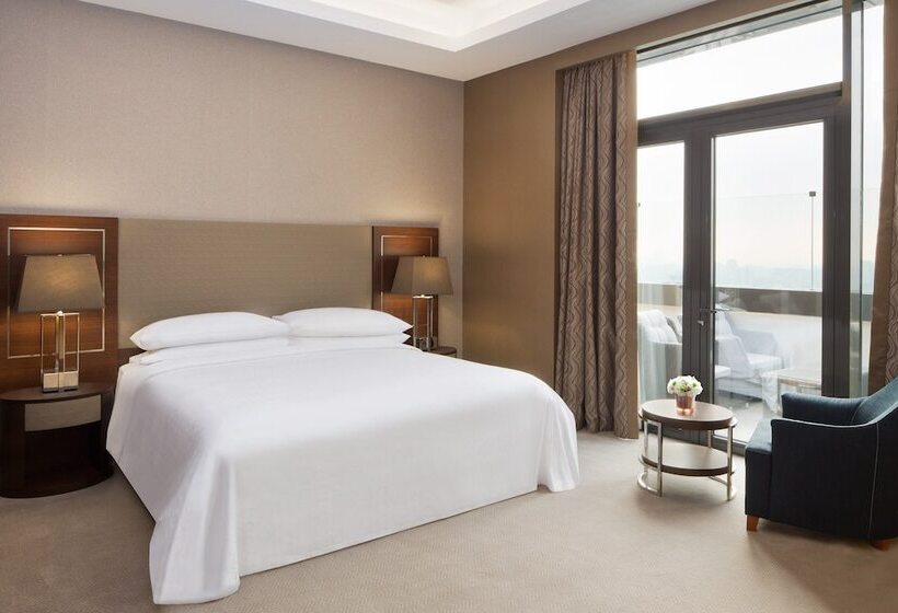 Люкс, Sheraton Grand Istanbul Atasehir