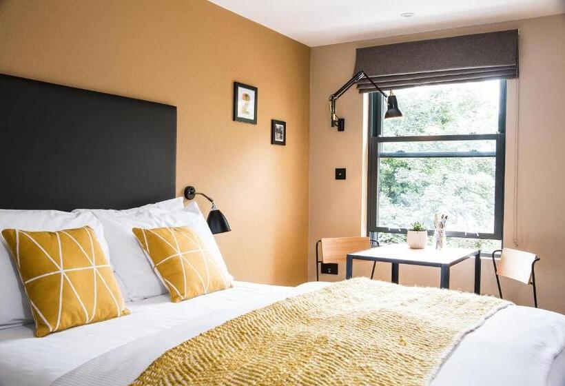 استوديو أساسي, Room2 Hammersmith Townhouse