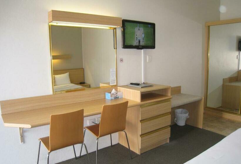 اتاق راحتی, Country Lodge Motor Inn