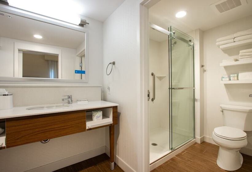 Номер Стандарт Двуспальная Кровать Вид на Город, Hampton Inn & Suites Clearwater Beach