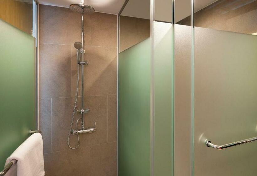 Номер Deluxe, Travelodge Dongdaemun Seoul