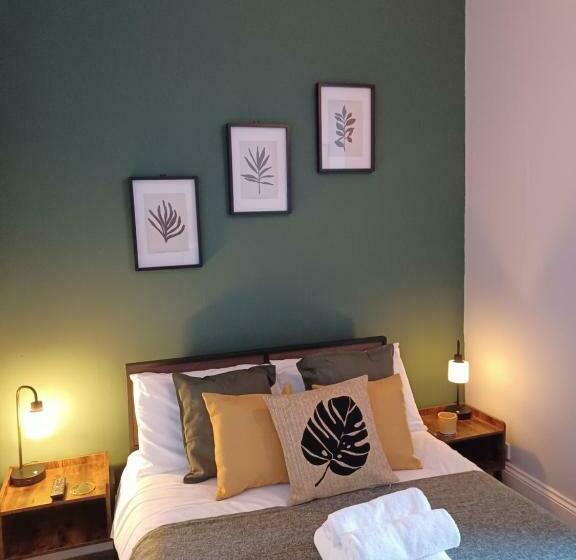 Номер Basic, The Chesterfield, Torquay