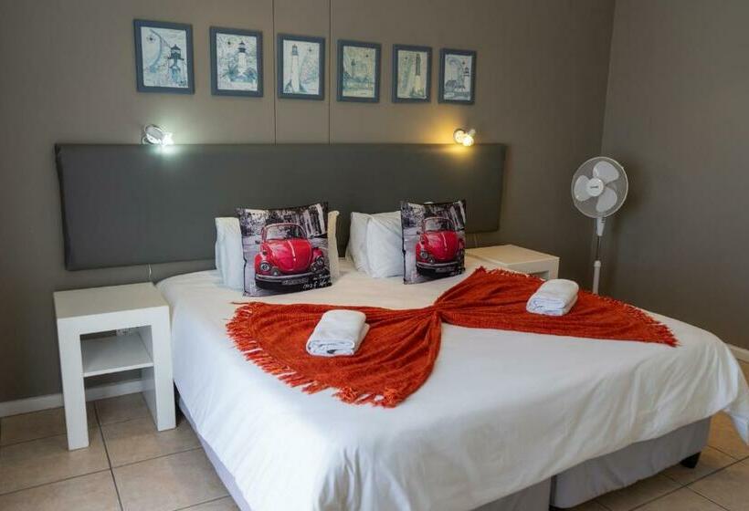 침실 3개 아파트, Point Village Hotel And Self Catering