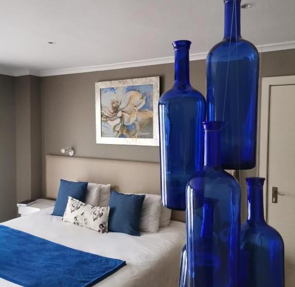 Номер Стандарт Внутренний, Point Village Hotel And Self Catering