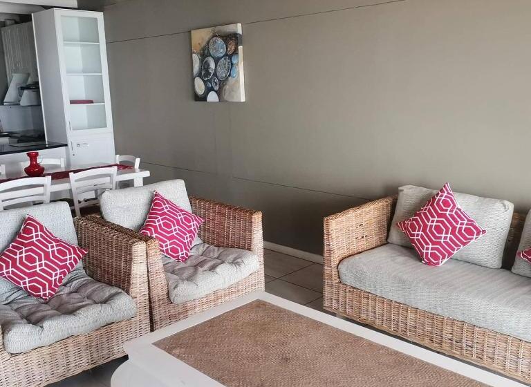 Апартаменты 1 Спальня Вид на Море, Point Village Hotel And Self Catering