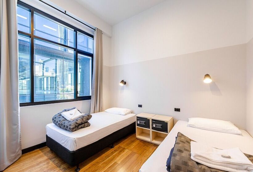 Номер Стандарт, Bunk Brisbane