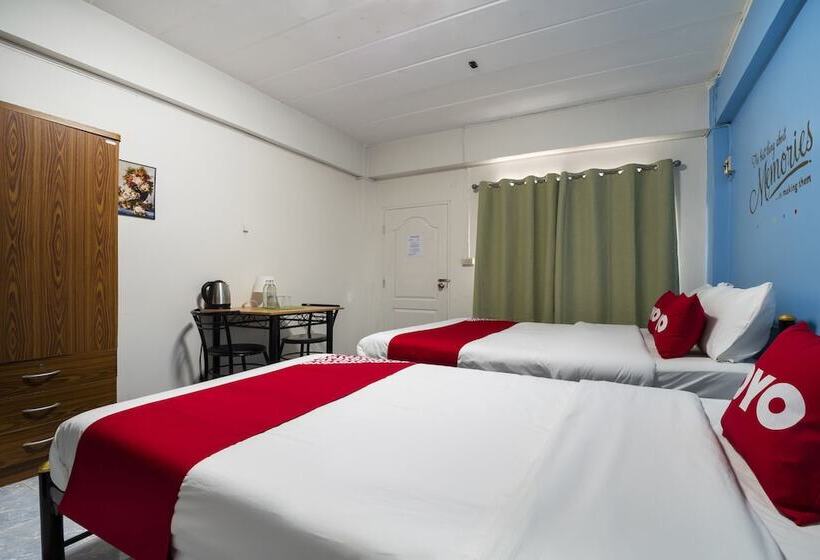 اتاق لوکس سه تخته, Aromdee Apartment