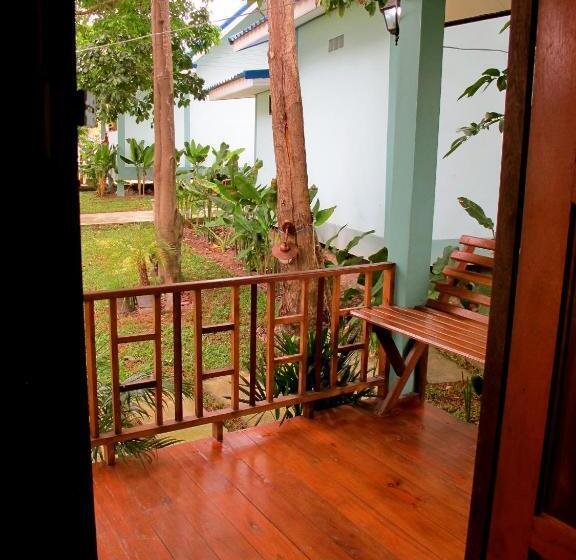 Номер Deluxe, Chawlay Resort Koh Lipe