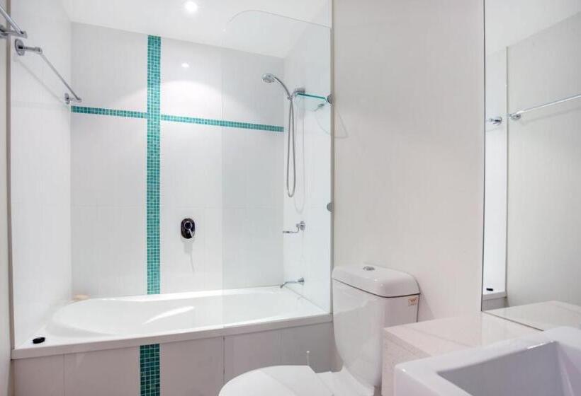 דירת שני חדרים, Silvershore Apartments On The Broadwater