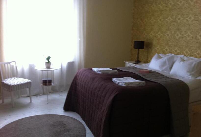 Четырехместный Номер Стандарт, Gran Hotellihuoneistot 1