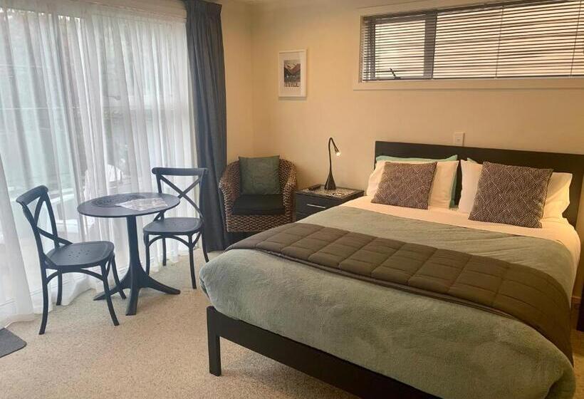 סטודיו דלוקס פנימי, March Apartments