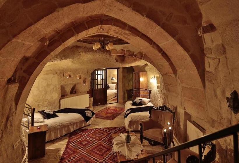 اتاق خانوادگی, Heaven Cave House   Razziya Evi