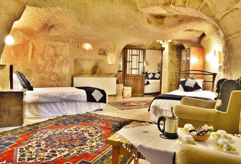 اتاق خانوادگی, Heaven Cave House   Razziya Evi