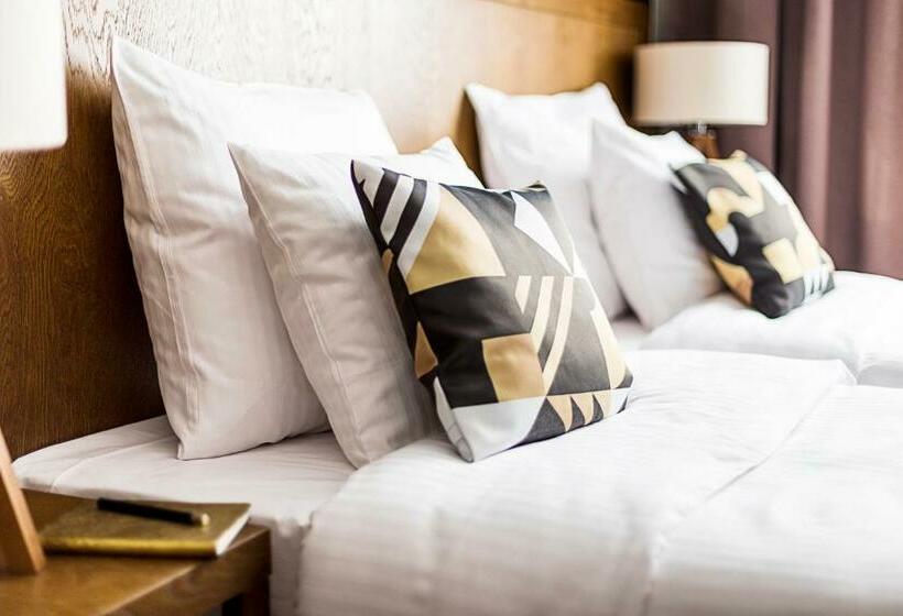 Номер Стандарт Вид на Город, Zulian Aparthotel By Artery Hotels
