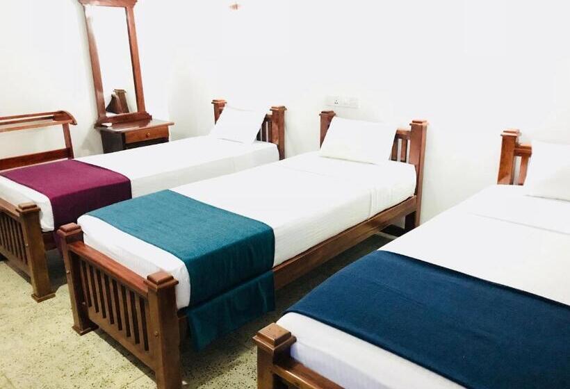 Номер Executive, Lake Villa Resort