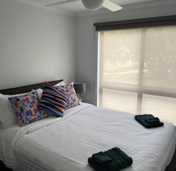 침실 3개 빌라, Mountain View Motor Inn & Holiday Lodges