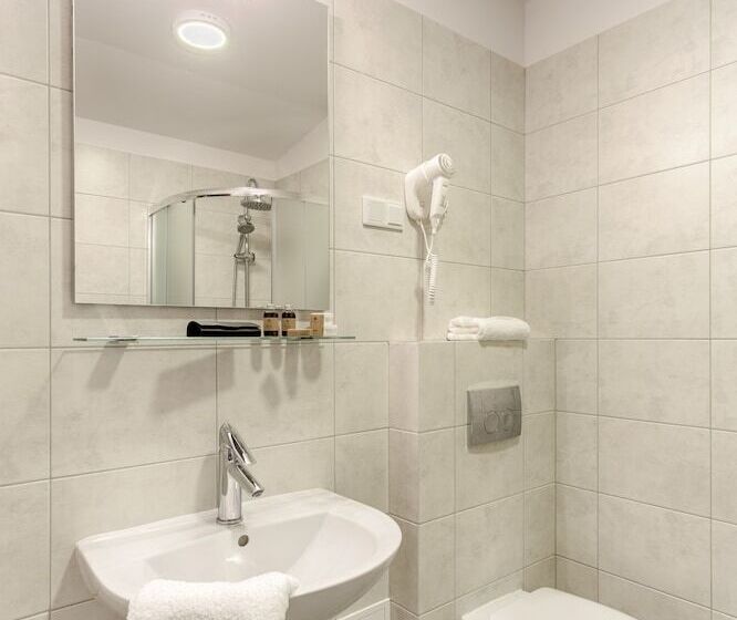 Номер Стандарт Вид на Сад, Zulian Aparthotel By Artery Hotels