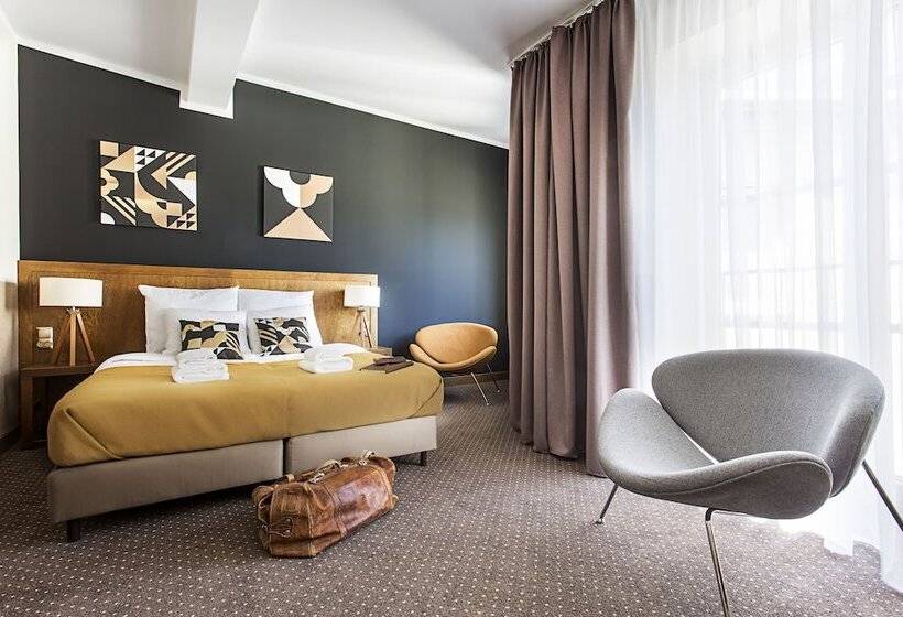 Номер Стандарт Вид на Город, Zulian Aparthotel By Artery Hotels