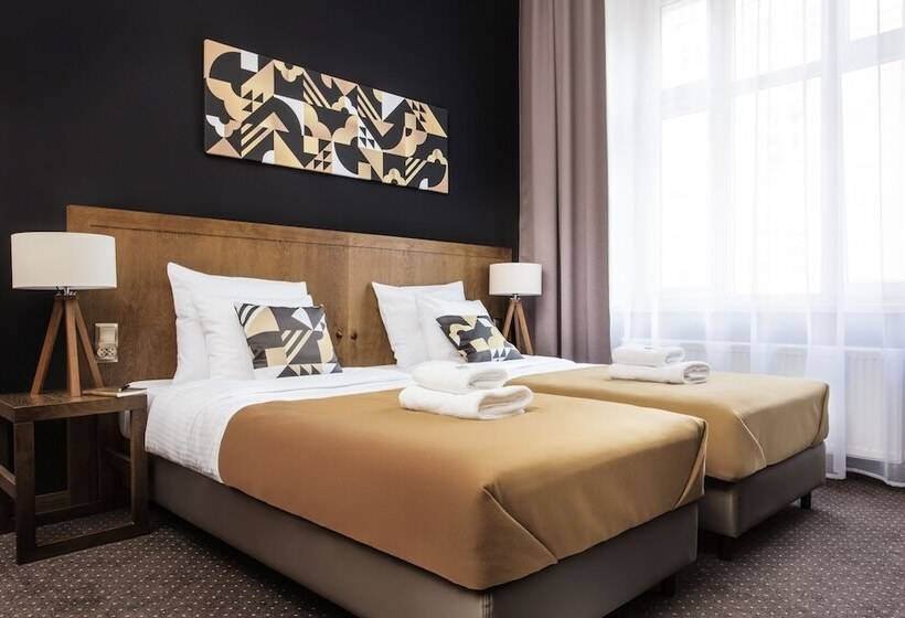 Четырехместный Номер Стандарт, Zulian Aparthotel By Artery Hotels