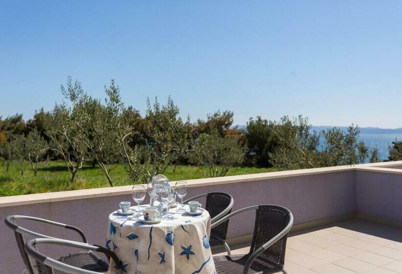 סטודיו סטנדרטי נוף לגינה, Adriatic Queen Residence
