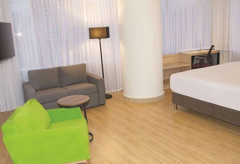 주니어 스위트 도시 전망, La Quinta By Wyndham Medellin