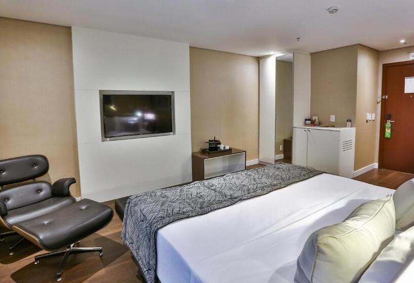 스탠다드 룸 킹사이즈 침대, Quality Hotel Flamboyant