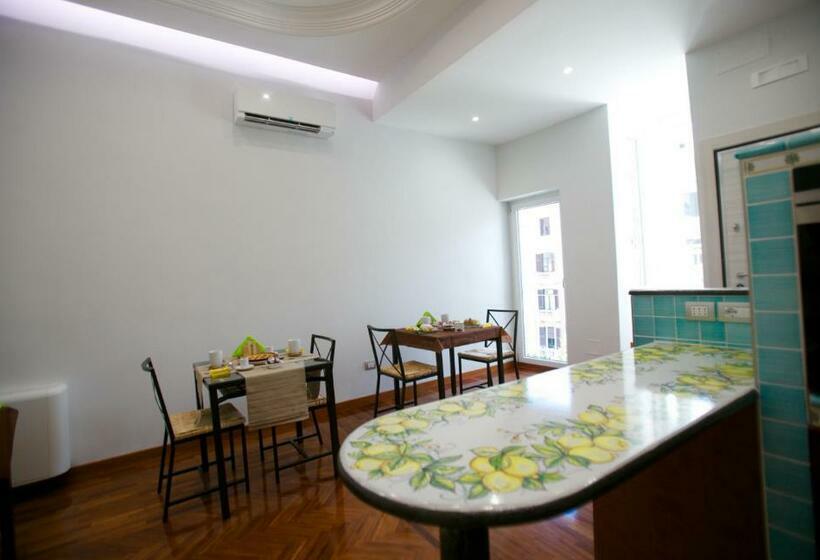 اتاق استاندارد, B&b Divina Salerno