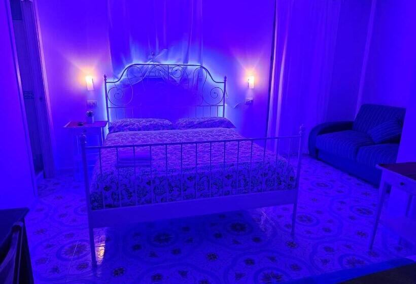 اتاق لوکس با چشم‌انداز دریا, B&b Divina Salerno