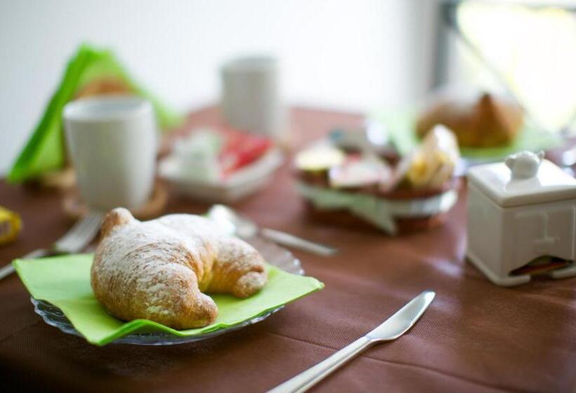 اتاق لوکس با چشم‌انداز دریا, B&b Divina Salerno