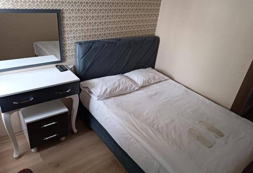 Номер Deluxe, Grand Bona Sera