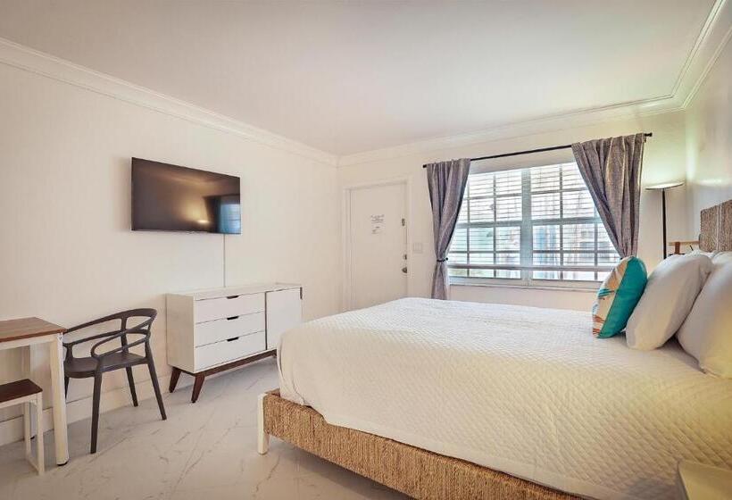 Deluxe Studio, La Mer Suites