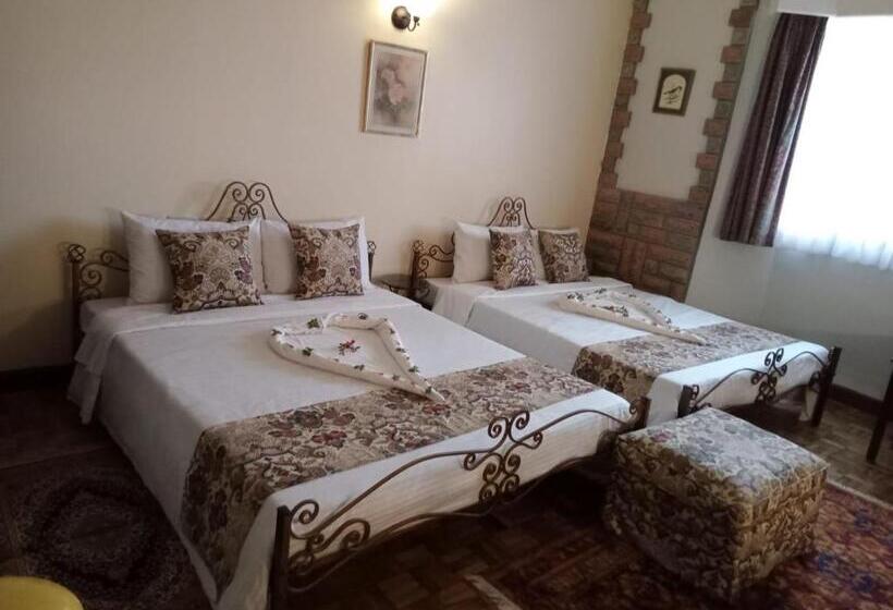 اتاق سوپریور, The Drexel House Kenya
