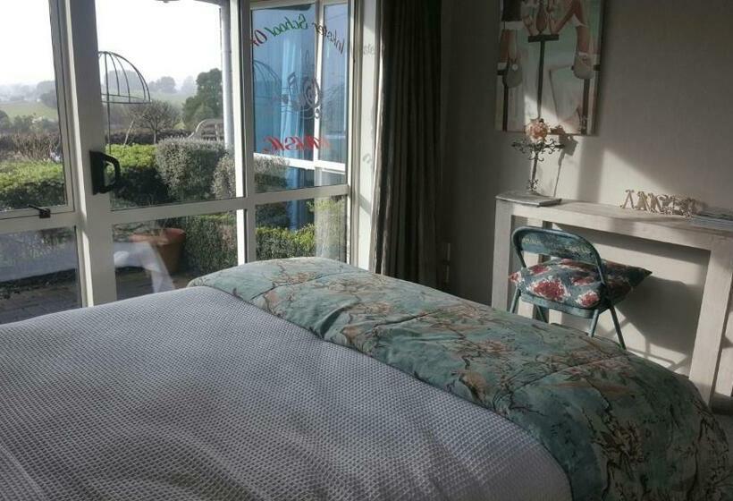 スタンダードルーム, Waitomo Orchard Estate B&b