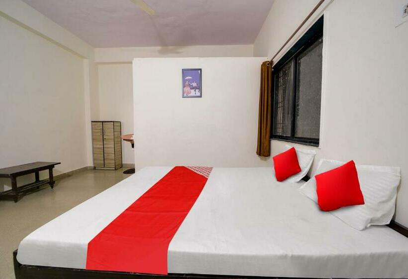 Трехместный Номер Классика, Oyo Flagship Hotel The Grand Lotus