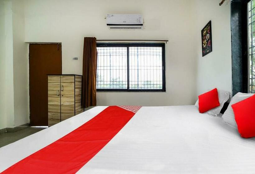 Трехместный Номер Классика, Oyo Flagship Hotel The Grand Lotus