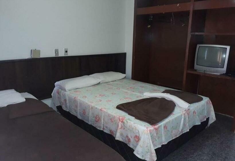 디럭스 4인 룸, Beiruth