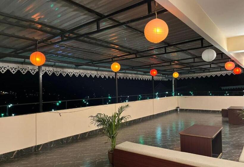 高级家庭房间, Little Sikkim Inn