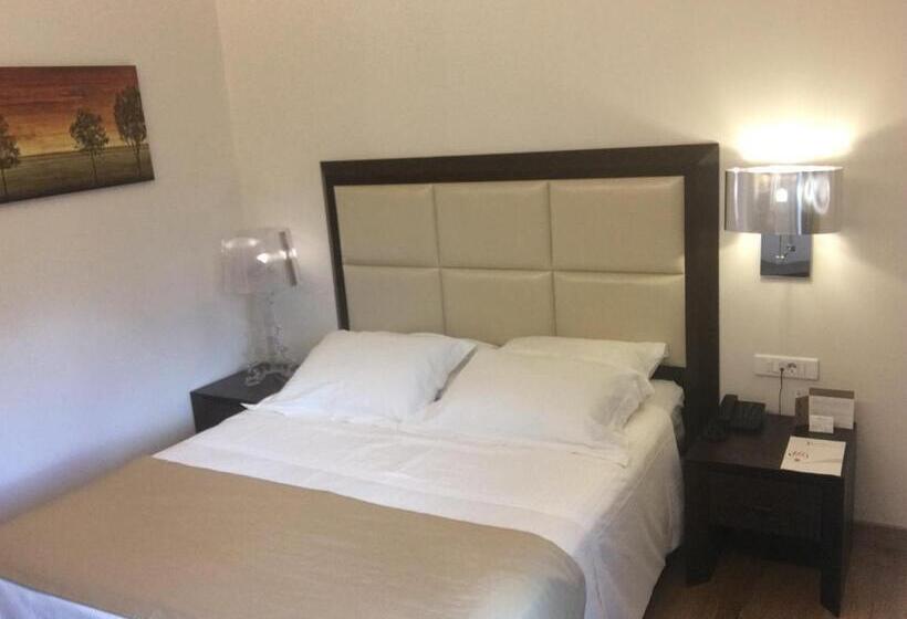 Номер Стандарт, Kalavrita Canyon Hotel & Spa