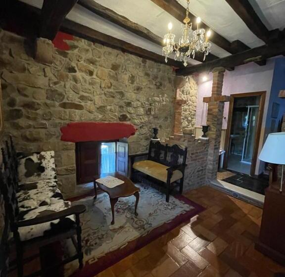 스위트, La Casona De La Torre
